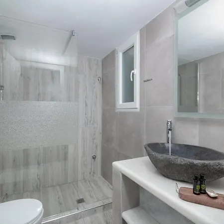 滨海旅馆 * 纳乌萨